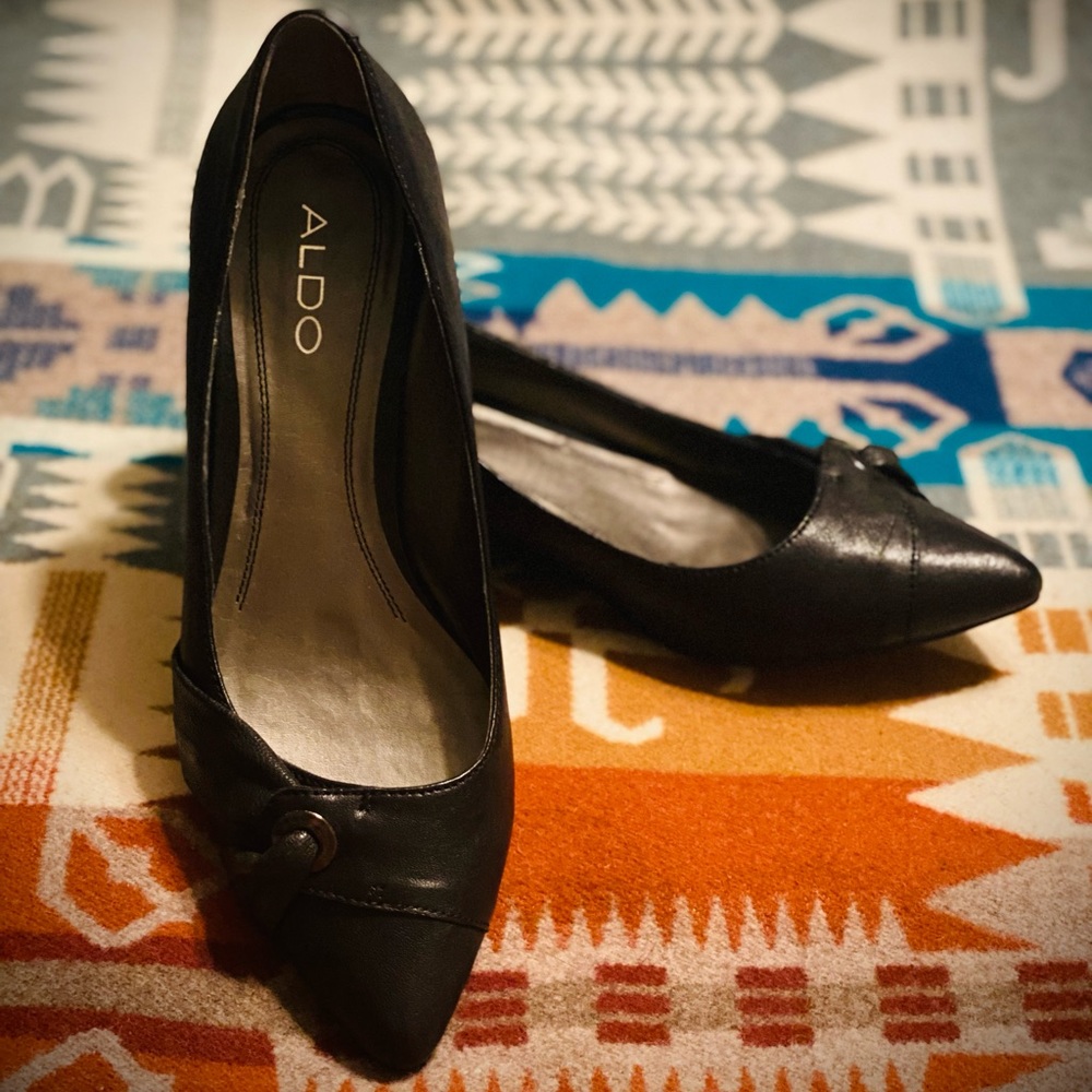 ALDO 🖤 Rochlin Black Wedge Shoes In Size 8 - 8.5 or 39 EU